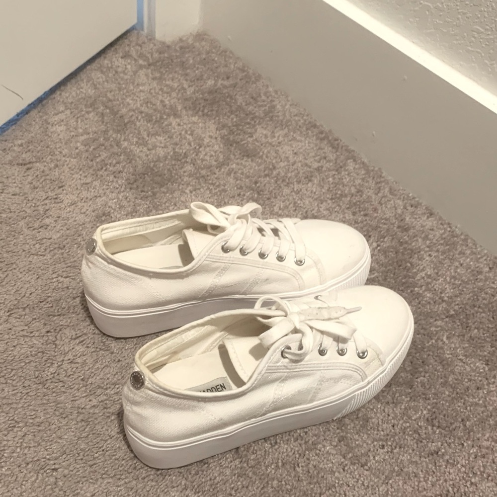 Steve Madden Elore Platform Sneaker
